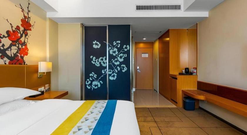 Metropolo Hotel Wuchuang Jiangtan Jiyuqiao Metro Station Wuhan Exterior photo